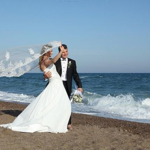 Прогулка на теплоходе между церемонией в Загсе и банкетом